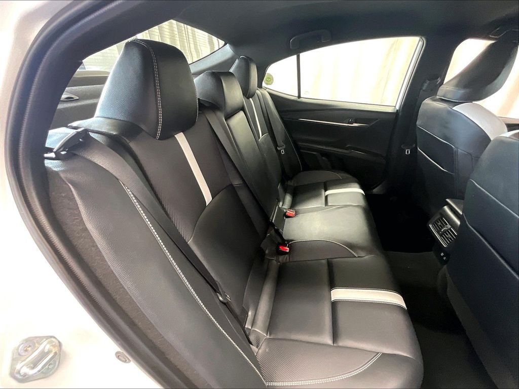 Used 2025 White Toyota SE image 16