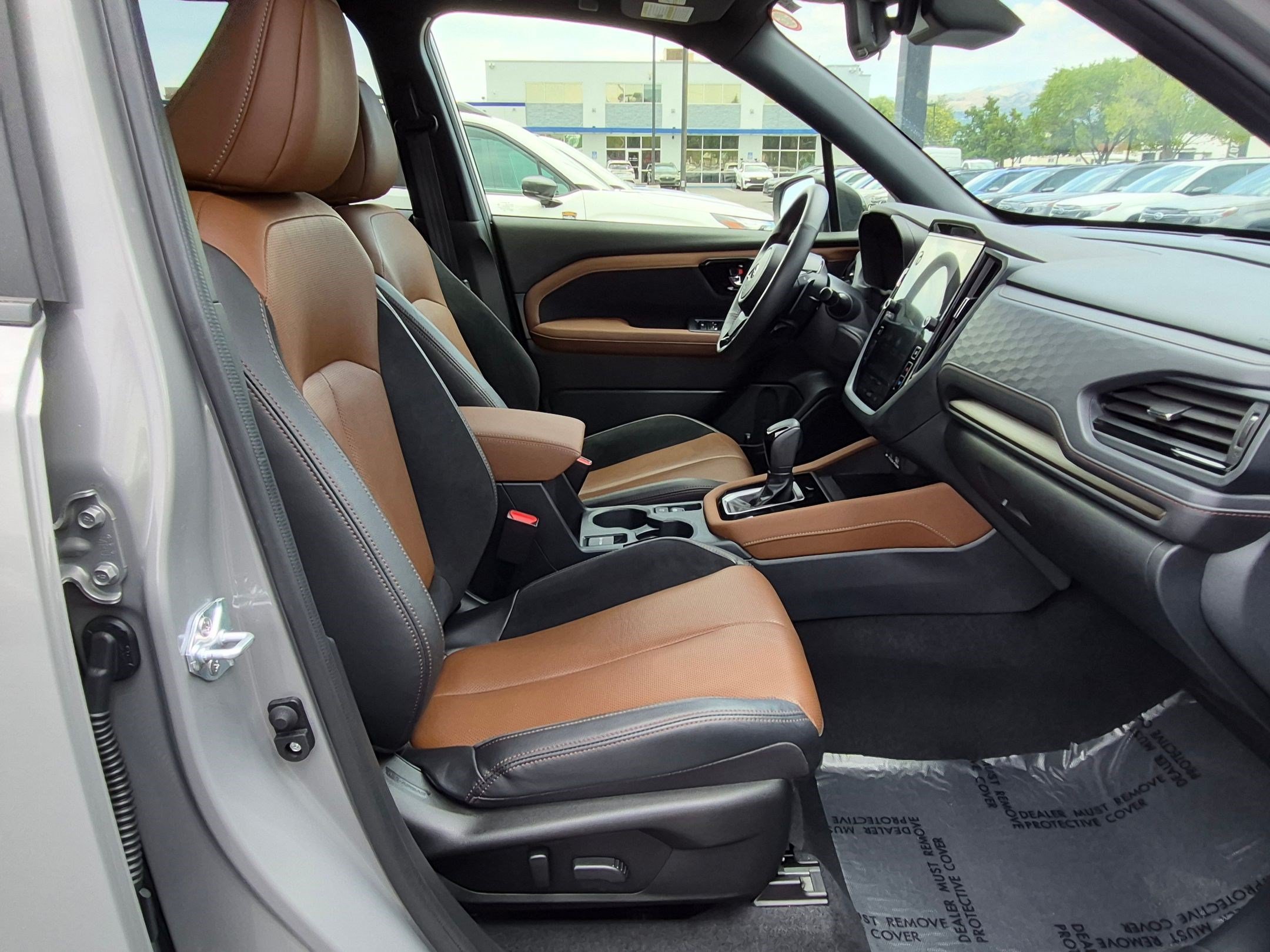 Certified Used 2025 River Rock Pearl Subaru Touring image 31