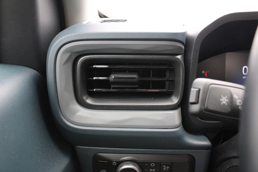 2026 Ford Maverick XLT - Photo 8