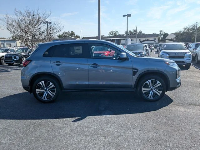 New 2027 Gray Mitsubishi ES image 5