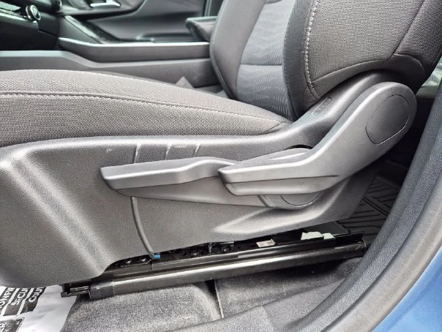 2025 Chevrolet Equinox LT - Photo 15