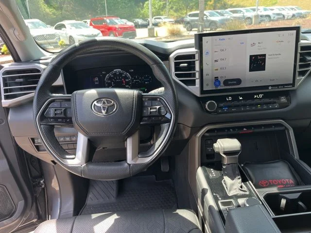 2024 Toyota Tundra Limited - Photo 17