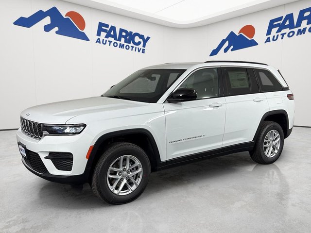2026 Jeep Grand Cherokee Laredo