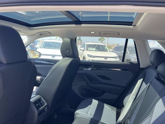 New 2026 Black Volkswagen 2.0T SE image 28