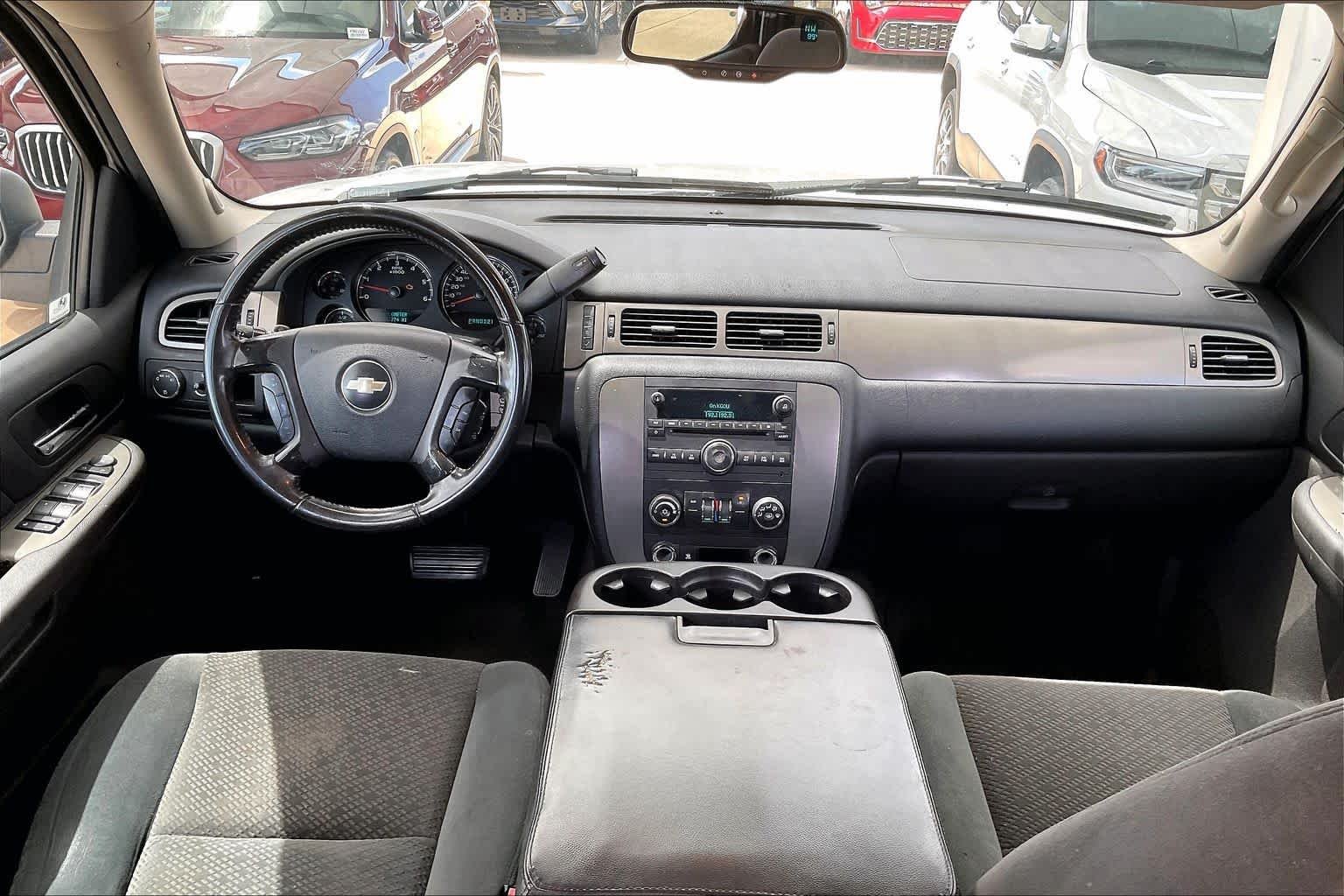 Used 2008 SUMMIT WHITE Chevrolet LS image 12