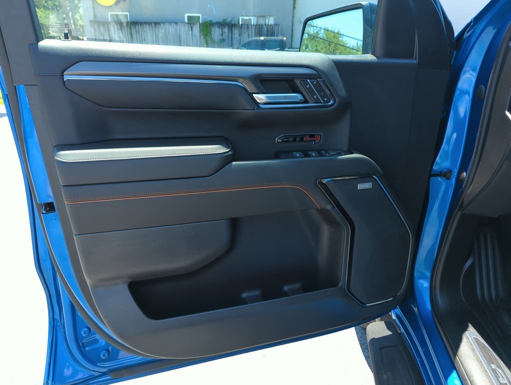 Used 2022 Blue GMC AT4 image 17
