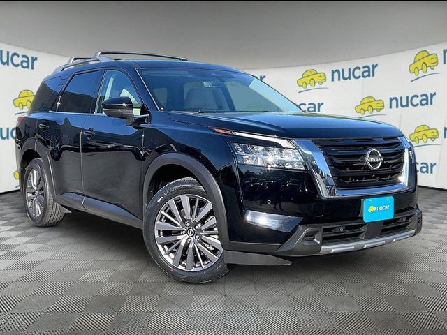 2023 Nissan Pathfinder 2023 Nissan Pathfinder SL 4D Sport Utility