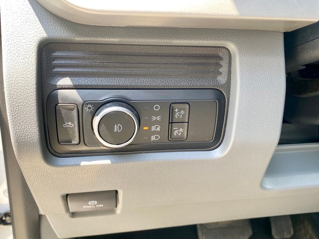 Used 2025 White Ford XLT image 31