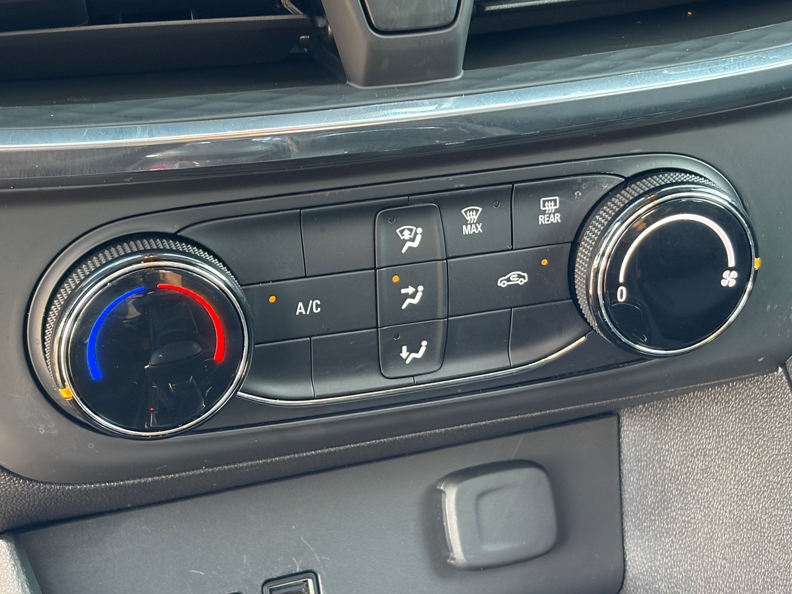 2025 Buick Encore GX Preferred - Photo 24