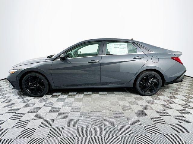 New 2026 Gray Hyundai SEL Sport Premium image 3