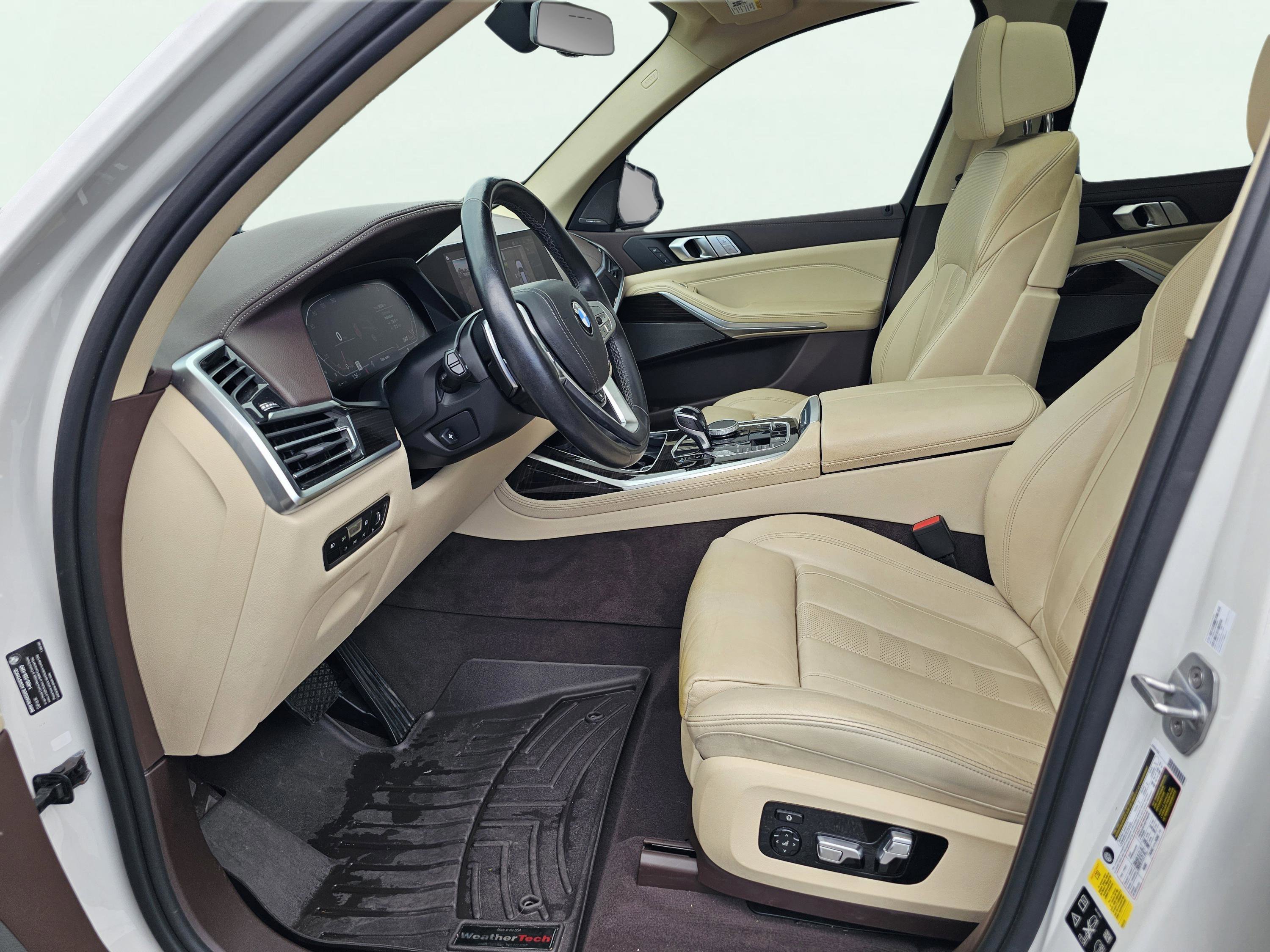 Used 2019 Alpine White BMW xDrive40i image 16