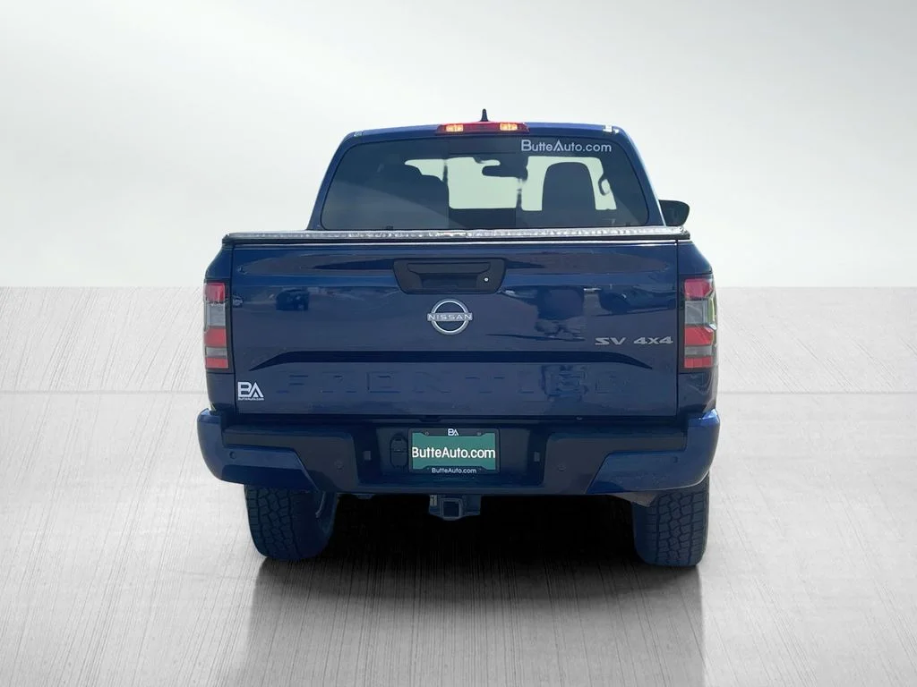 Used 2023 Deep Blue Pearl Nissan SV image 4