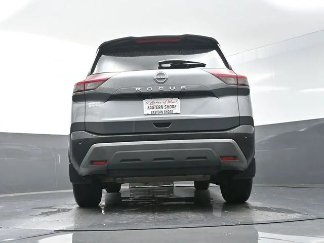 Used 2022 Gray Nissan S image 35