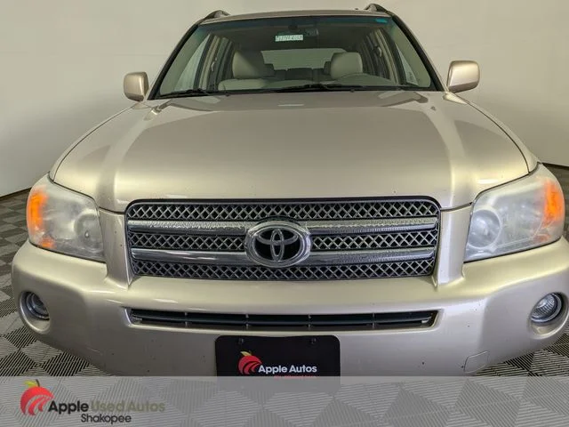 Used 2006 Gold Toyota Limited image 2