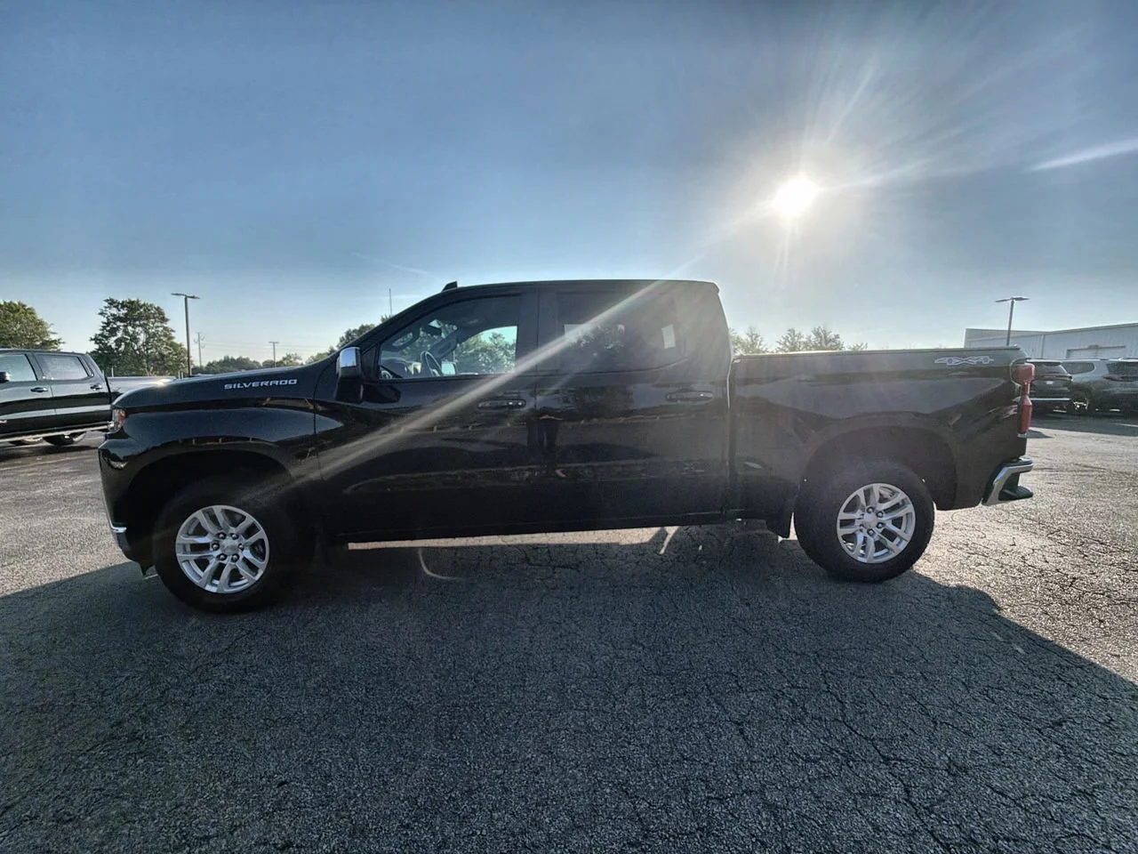 Used 2019 BLACK Chevrolet LT image 5