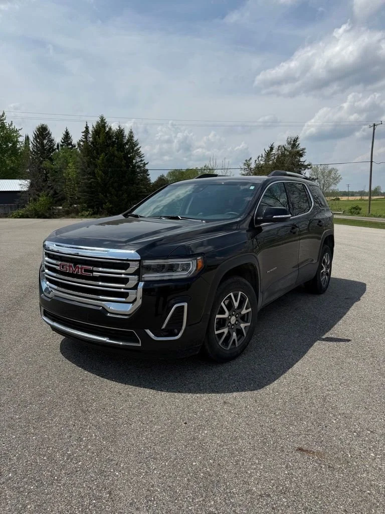 2023 GMC Acadia SLT AWD's photo