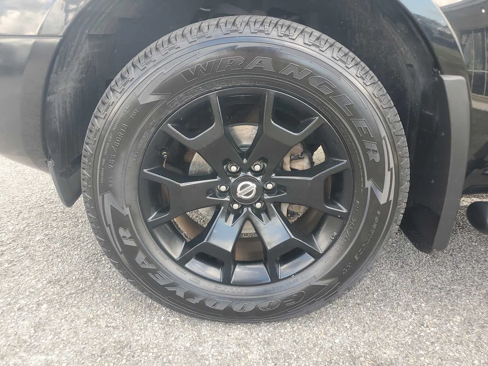 Used 2020  Nissan SV image 14