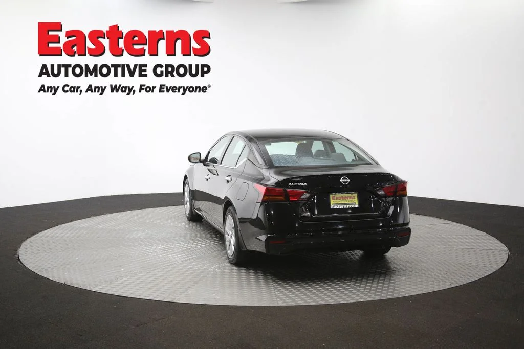 Used 2023 Black Nissan 2.5 S image 35