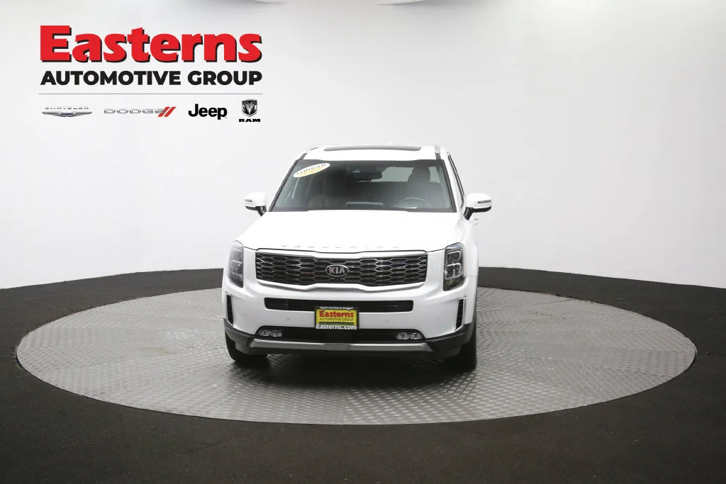 Used 2020 White Kia SX image 60