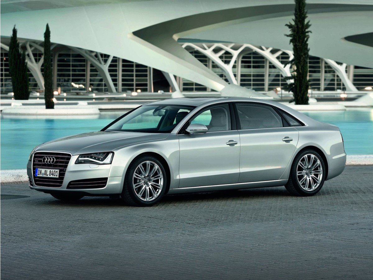 2011 Audi A8 4.2 L quattro Tiptronic's photo