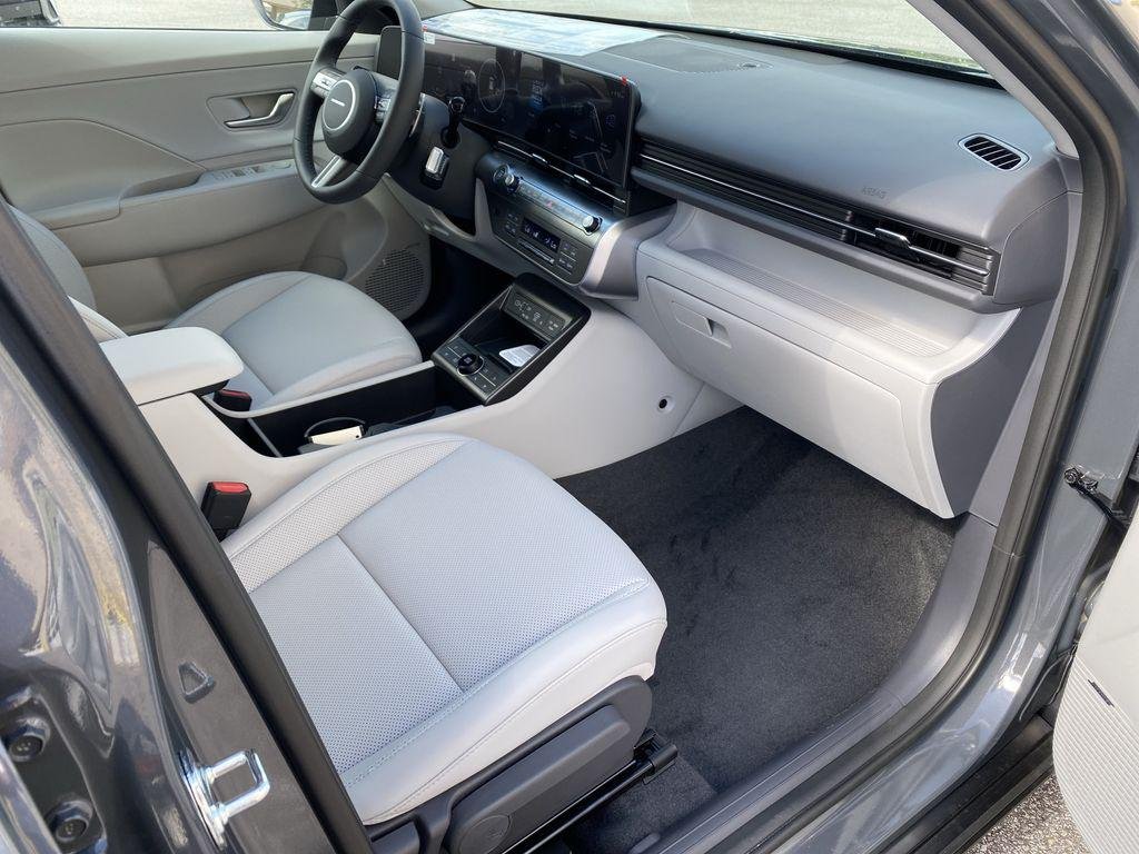 New 2026 Ecotronic Gray Pearl Hyundai Limited FWD image 33