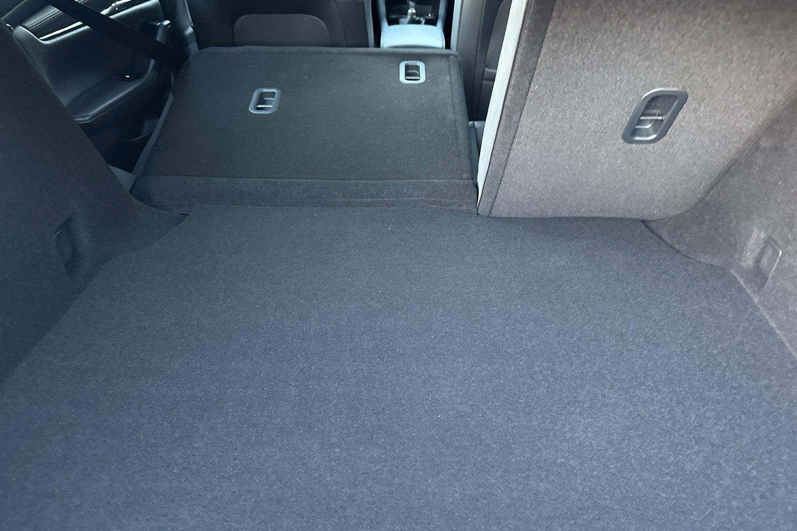 New 2026 Platinum Quartz Metallic Mazda 2.5 S Premium image 16