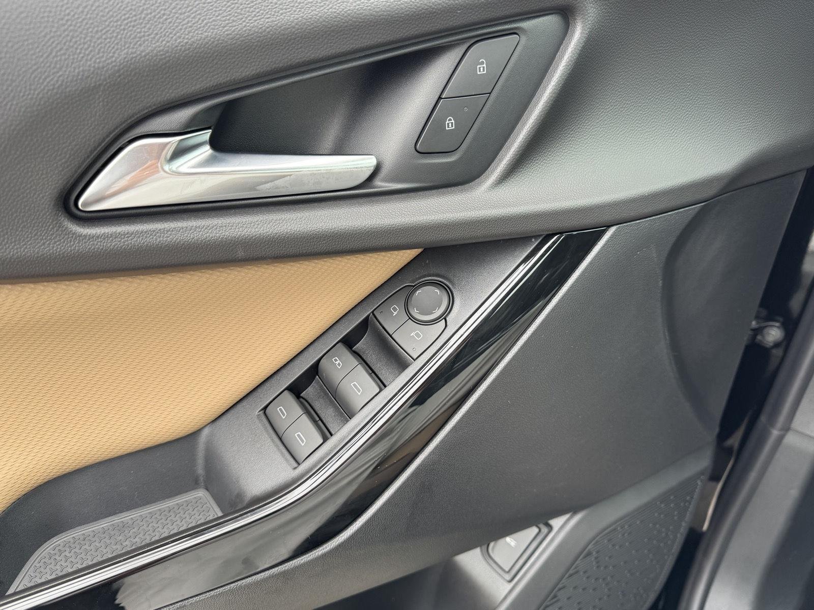 2027 Chevrolet Equinox ACTIV - Photo 10
