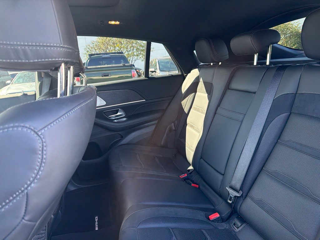 Used 2023 MANUFAKTUR Diamond White Metallic Mercedes-Benz GLE 53 AMG® image 11