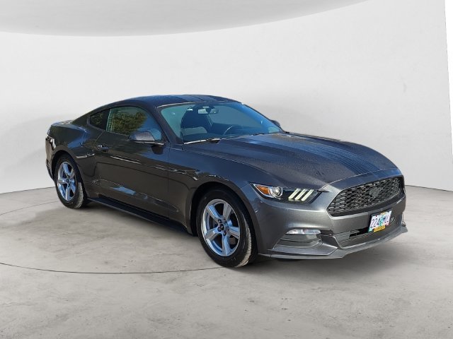 Used 2016 Magnetic Ford V6 image 3