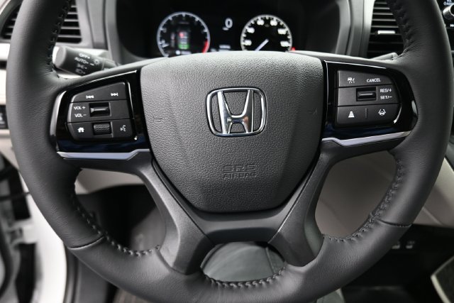 New 2027 Platinum White Pearl Honda EX-L image 11