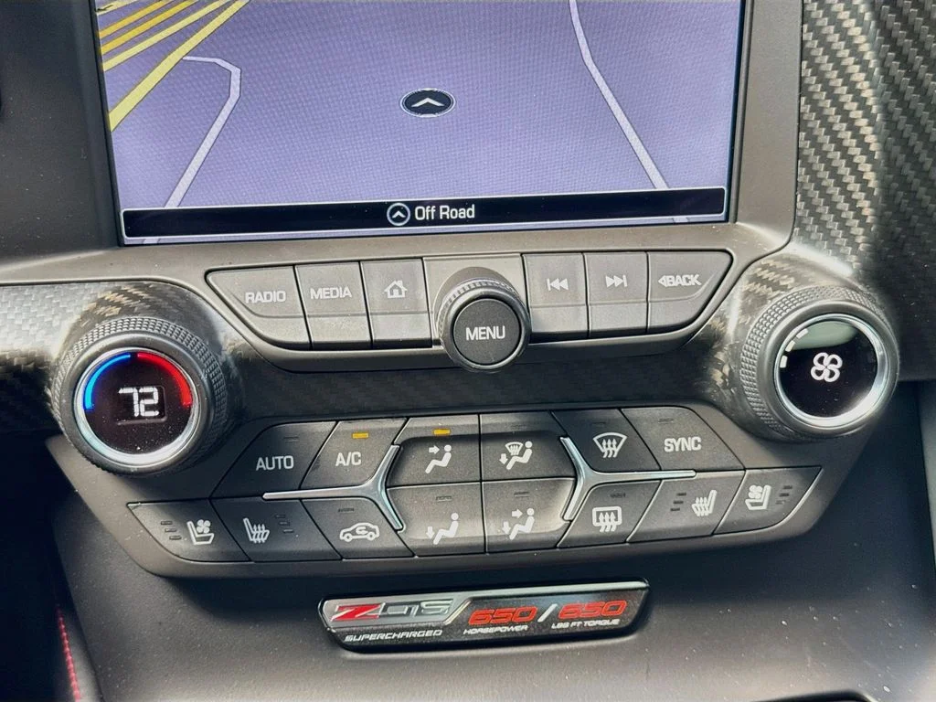 Used 2019 White Chevrolet Z06 image 20