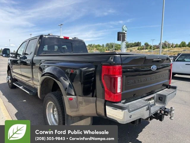 Used 2022 Black Ford Lariat image 7