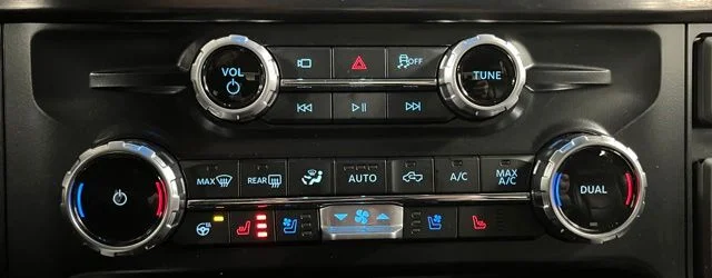 Used 2025 Black Ford Lariat image 38