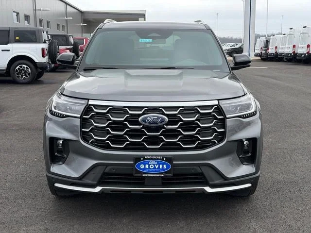New 2026 Carbonized Gray Metallic Ford Platinum™ image 29