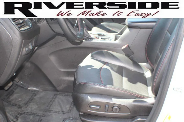 Used 2023 Summit White Chevrolet RS image 13