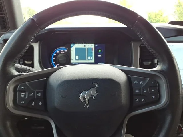 Used 2022 Blue Ford Outer Banks image 21