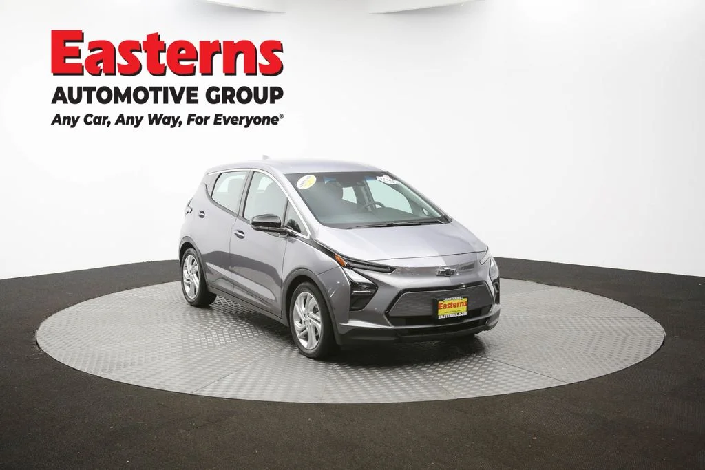 Used 2023 Gray Chevrolet 1LT image 45