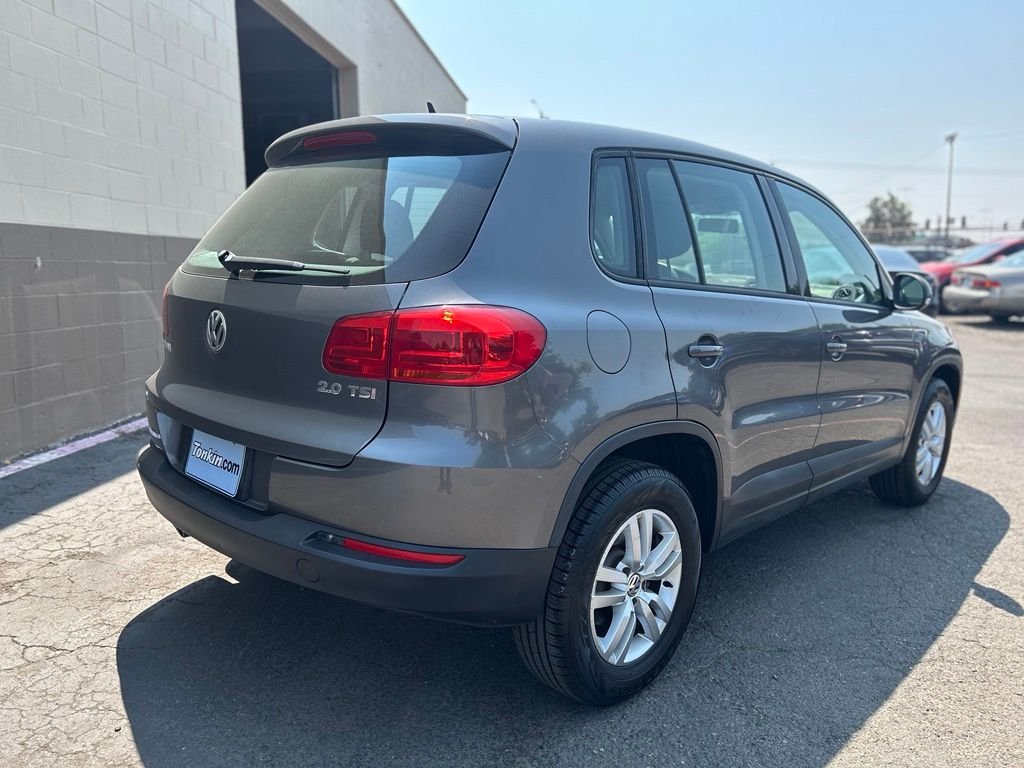 Used 2014 Night Blue Metallic Volkswagen S image 5