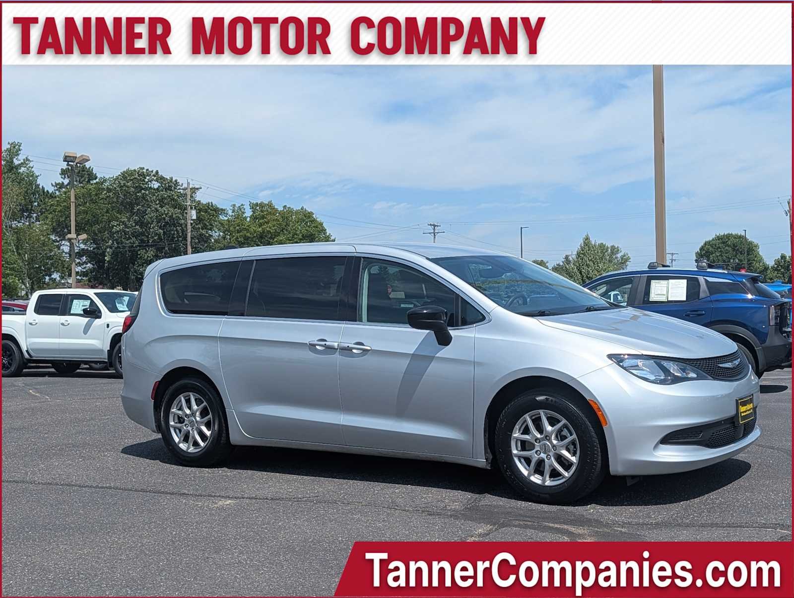 2024 Chrysler Voyager LX