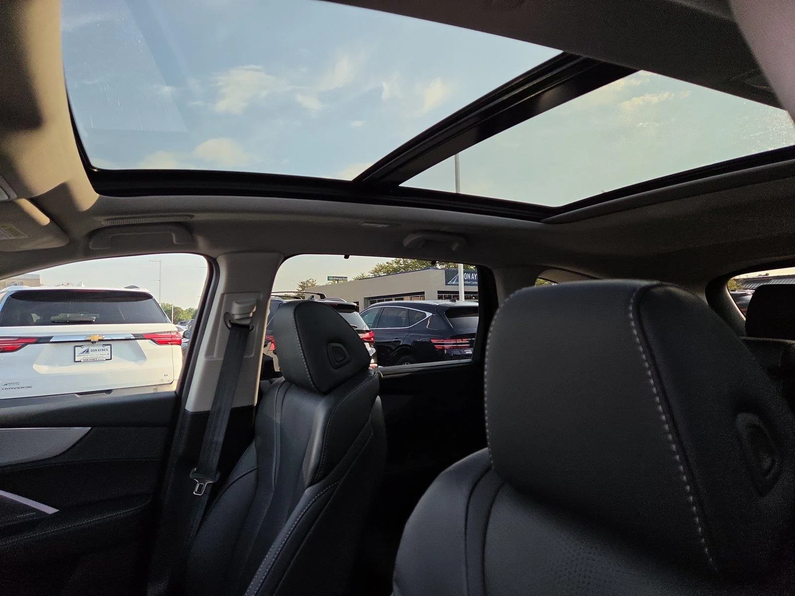 New 2026 Platinum White Pearl Acura w/Technology Package image 22
