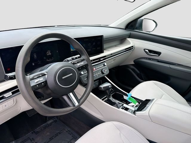 2025 Hyundai Tucson SE - Photo 9