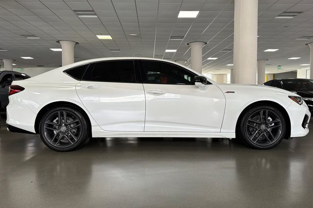 Used 2025 Platinum White Pearl Acura A-Spec Package image 3