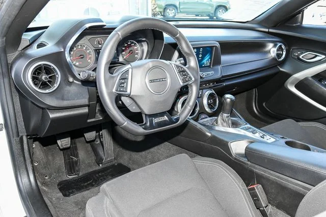 Used 2017 White Chevrolet 1LS image 16