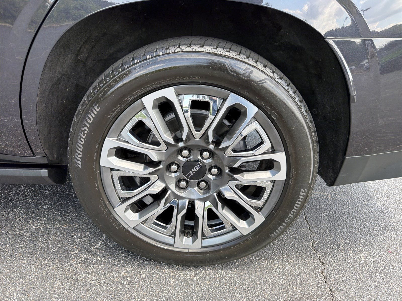 2023 GMC Yukon Denali Ultimate - Photo 27
