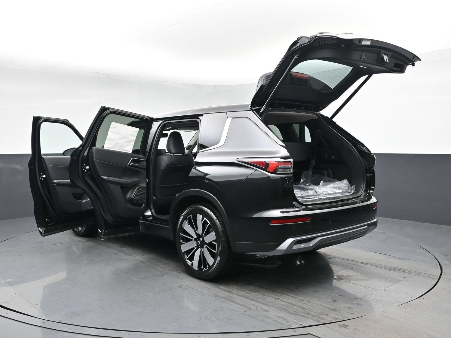 New 2026 Black Mitsubishi SE 1.5T 2WD image 27