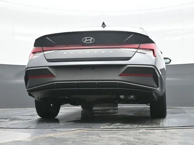 New 2026 Gray Hyundai SEL Sport image 18