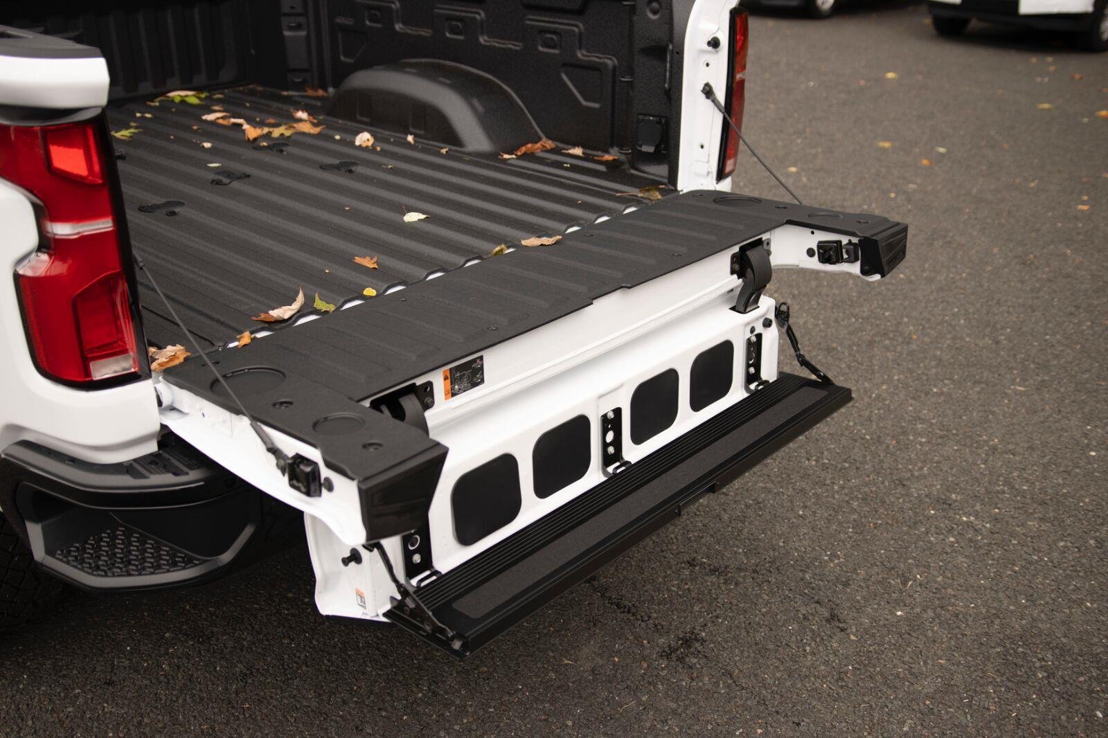 2026 Chevrolet Silverado 2500 HD ZR2 - Photo 8