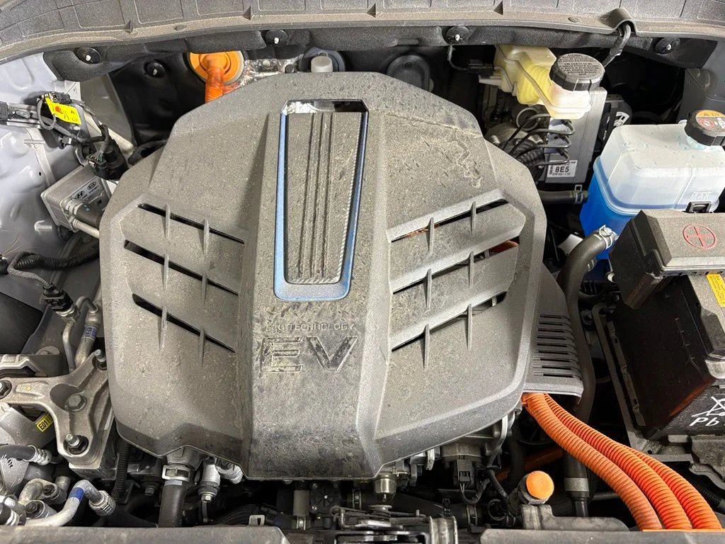 Used 2023 Galactic Gray Hyundai SE image 39