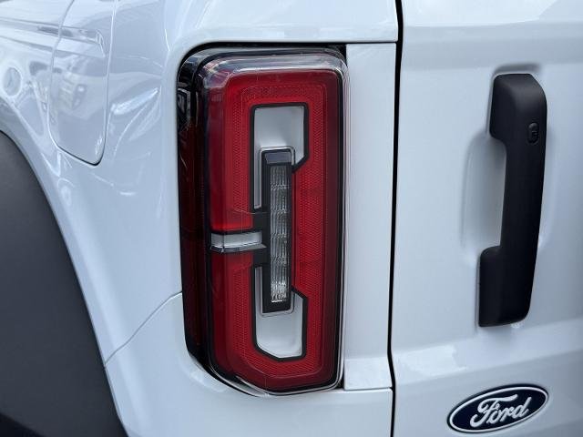 New 2026 Oxford White Ford Badlands® image 7
