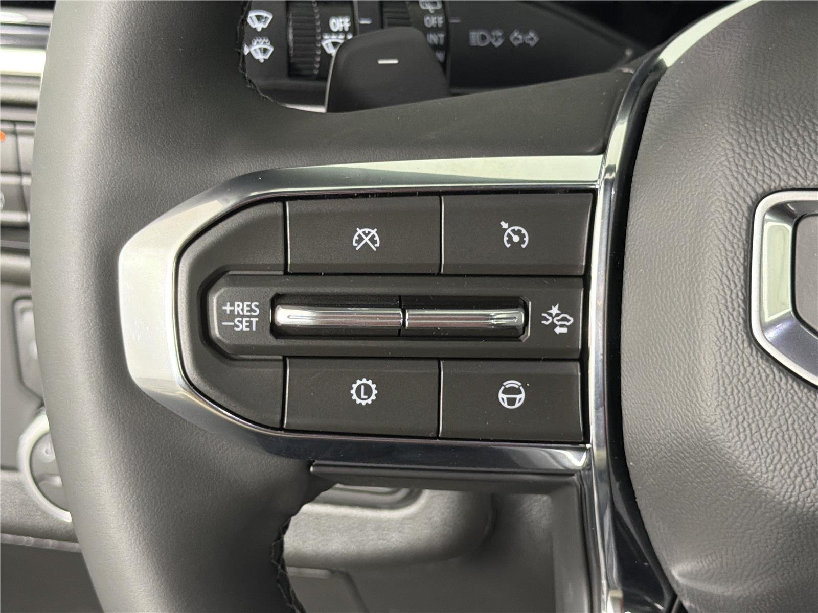 2026 GMC Yukon XL Elevation - Photo 28